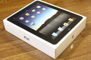 Apple iPad Unboxing & Setup